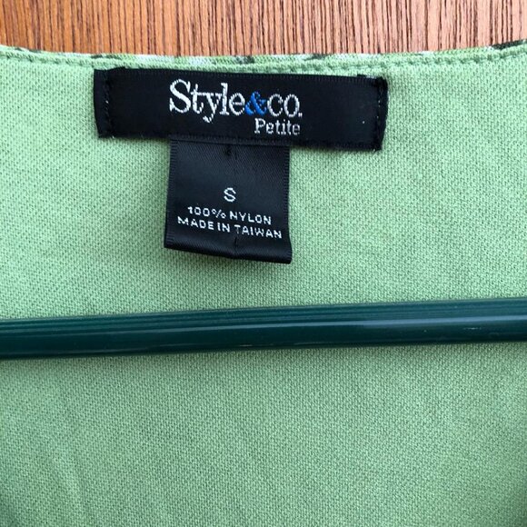 Style & Co. Petite, Multi-Shades-Green, Half-Wrap Top, Ruched Sides, Sz: Small - Picture 3 of 6